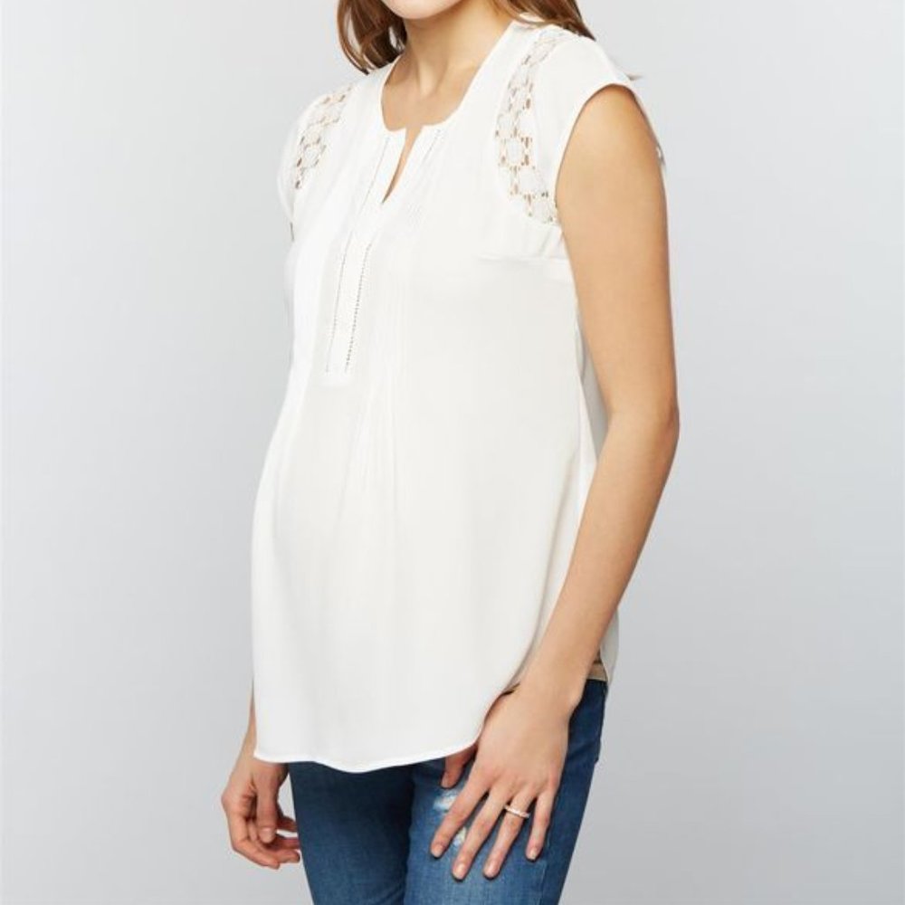 Daniel Rainn White lace maternity blouse